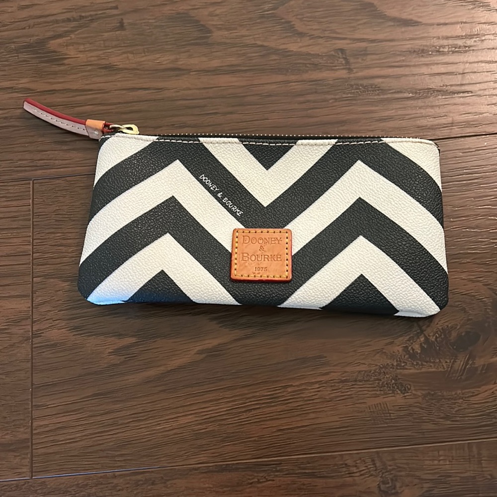 Dooney and Bourke small bag